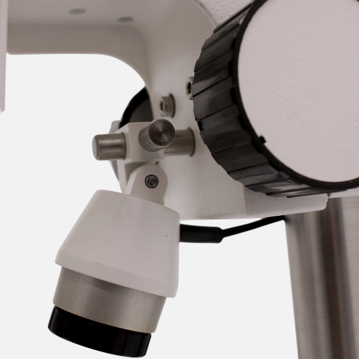 ASKANIA Mikroskoptechnik GSZ Stereo-Zoom-Mikroskop mit LED-Spot-Auflichtleuchte und Fokus-Einstellrad