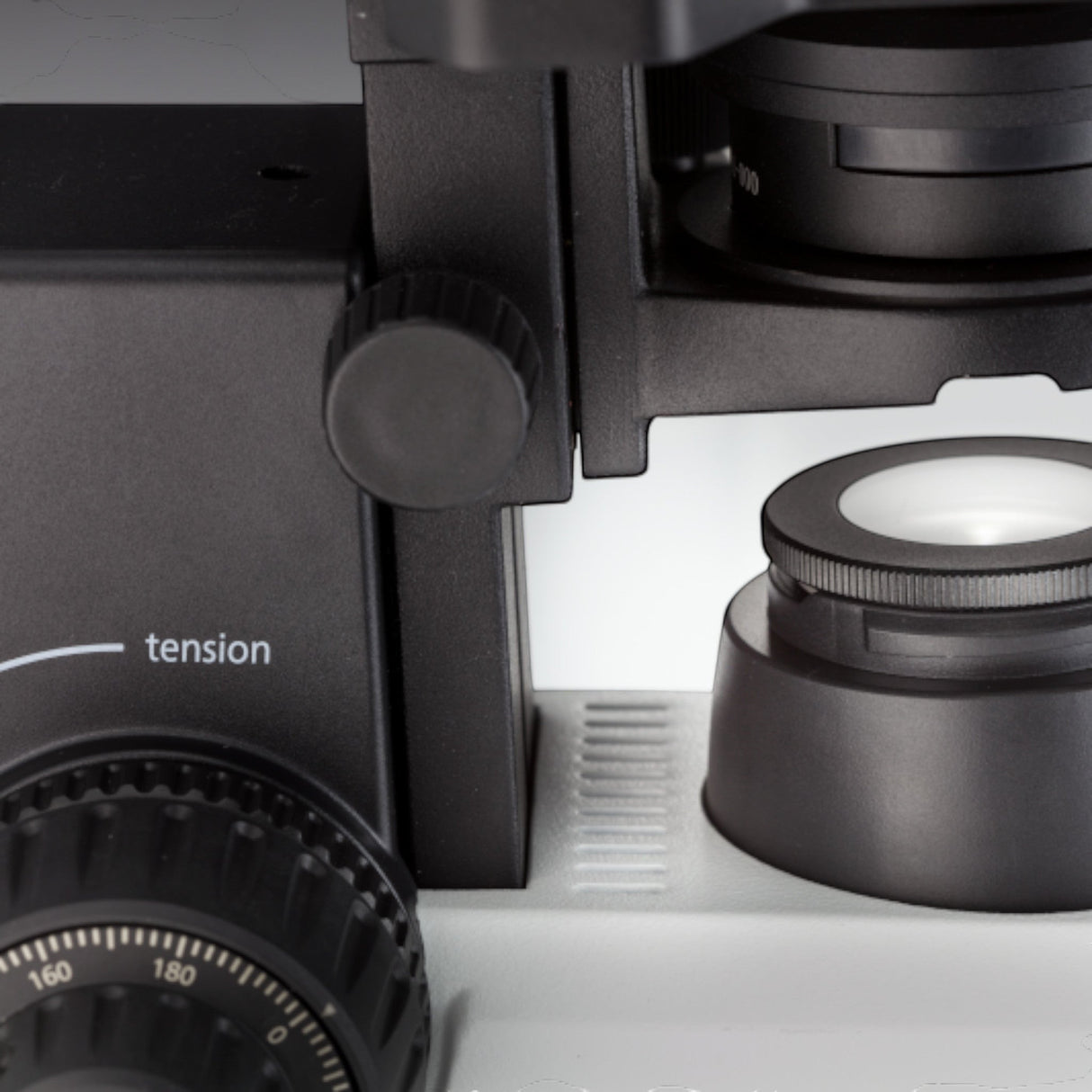 ASKANIA Mikroskoptechnik ZEISS Primostar 3 Durchlichtmikroskop mit Fokus-Tension-Einstellung und LED-Beleuchtung