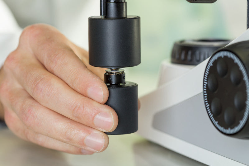 ZEISS Axiolab 5 Pol mit Ergofototubus und dualer Diskussionseinrichtung