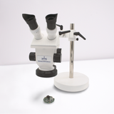 ASKANIA GSZ Mikroskop für Lötarbeiten mit Probe