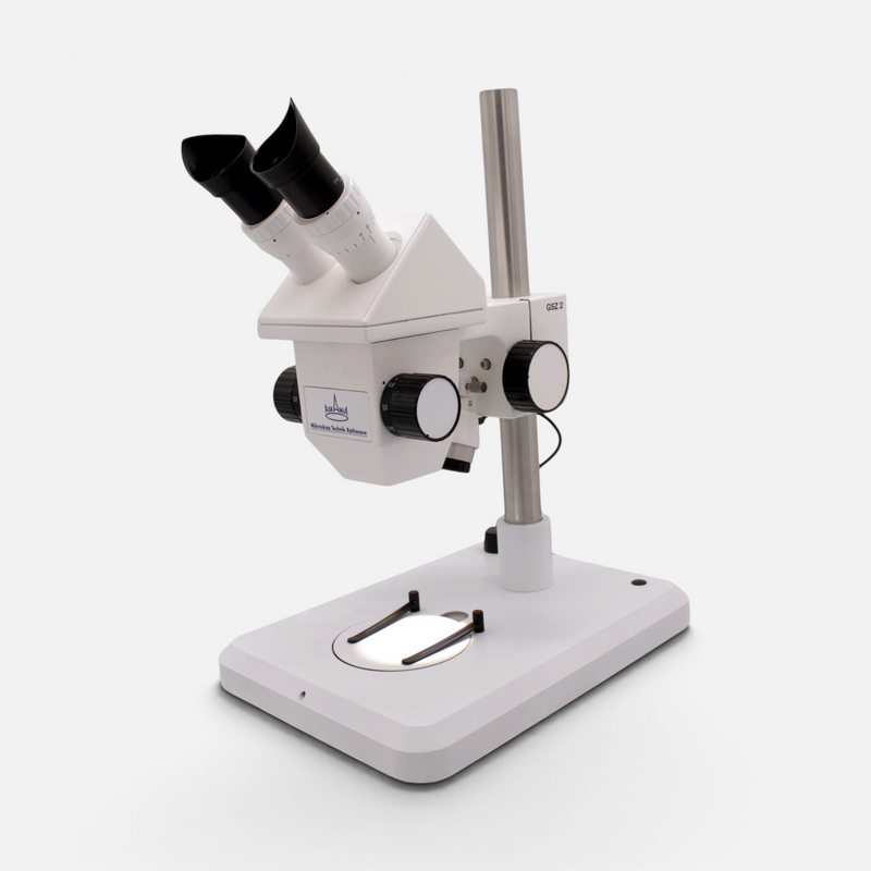 ASKANIA Mikroskoptechnik GSZ Stereo-Zoom-Mikroskop in Weiß mit Stativfuß und Okularen für Labor und Industrie