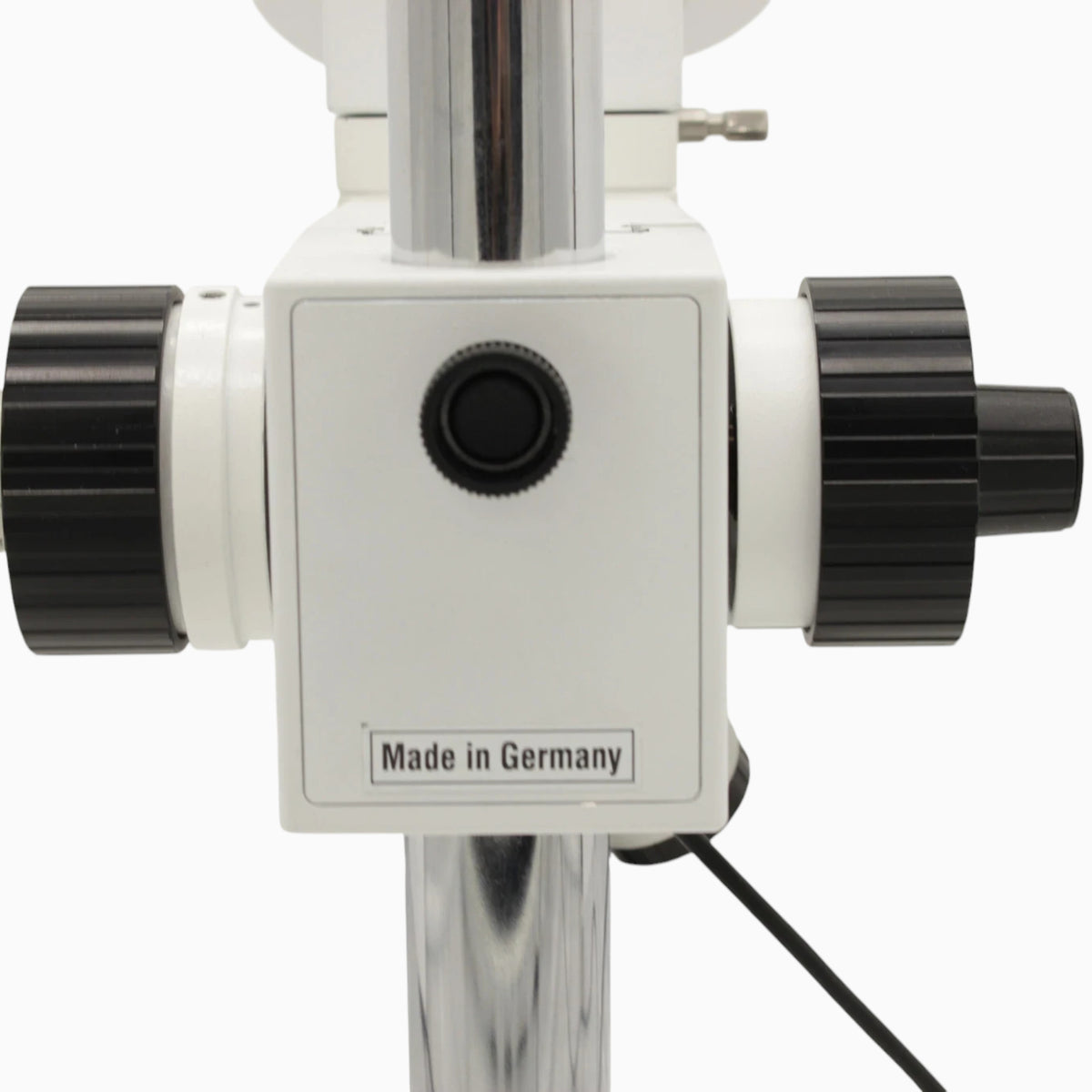 ASKANIA Mikroskoptechnik MZM Makro-Zoom-Mikroskop Fokussiertrieb mit Made in Germany Prägung an der Metallsäule