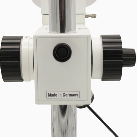 ASKANIA Mikroskoptechnik MZM Makro-Zoom-Mikroskop Fokussiertrieb mit Made in Germany Prägung an der Metallsäule