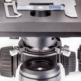 ASKANIA Mikroskoptechnik ZEISS Primostar 3 Durchlichtmikroskop mit mechanischem Kreuztisch und Objektivhalterung