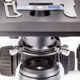 ASKANIA Mikroskoptechnik ZEISS Primostar 3 Durchlichtmikroskop mit Kreuztisch und Phasenkontrast-Objektträger