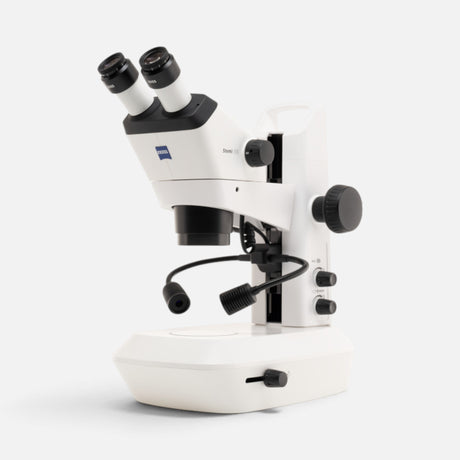 ASKANIA Mikroskoptechnik ZEISS Stemi 355 Lab Stereomikroskop mit LED-Beleuchtung auf weißem Stativ für Laborarbeiten
