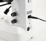 ASKANIA Mikroskoptechnik Zeiss Stemi 355 Lab Stereomikroskop mit LED-Beleuchtung und USB-C Anschluss im Labor